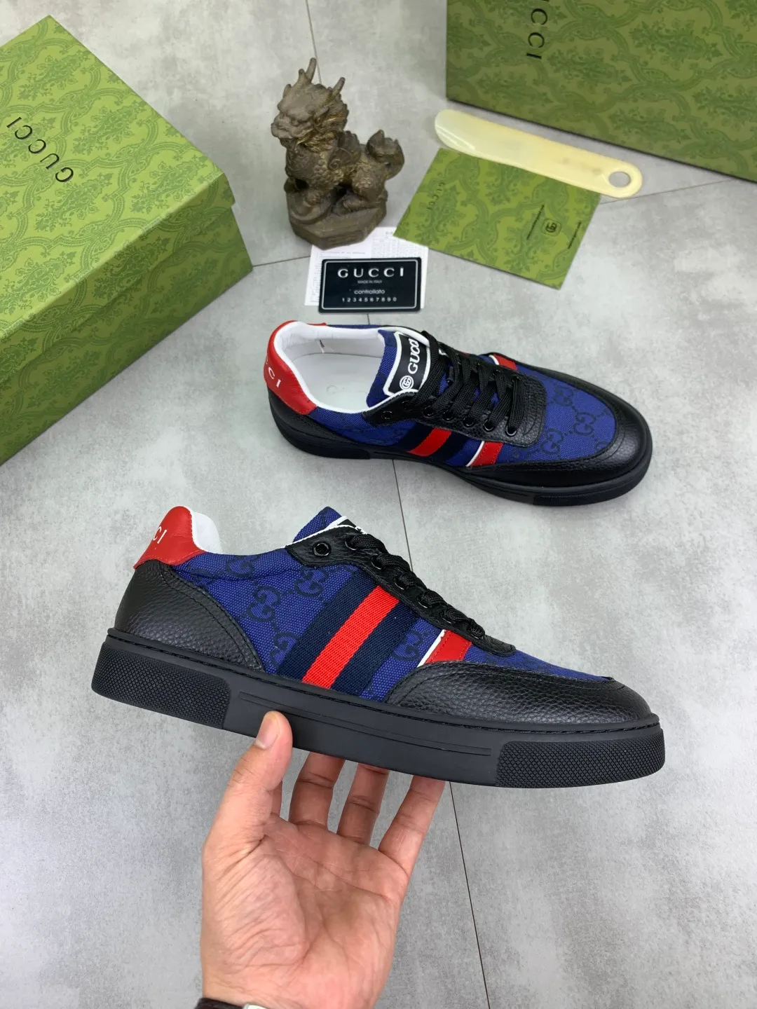 Men's men's shoes 💰P420💰【New style】(GUCCI) official website's latest 🎁🎁casual and fashionable men's shoes👟, hot style 💥 style is simple and elegant, exclusive for trendy men. Unique official website's latest brand double G element Elements 👑 Original Gucci decoration, fashionable and generous, original calfskin fabric ✅ Fully imported first-layer pigskin lining, official website designated wear-resistant, lightweight original rubber casual outsole, classic model taken in real life 🎬39-44 5️⃣ colors available